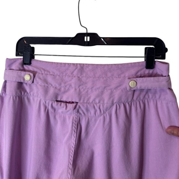 Lululemon purple high rise cargo shorts size M - Picture 4 of 6